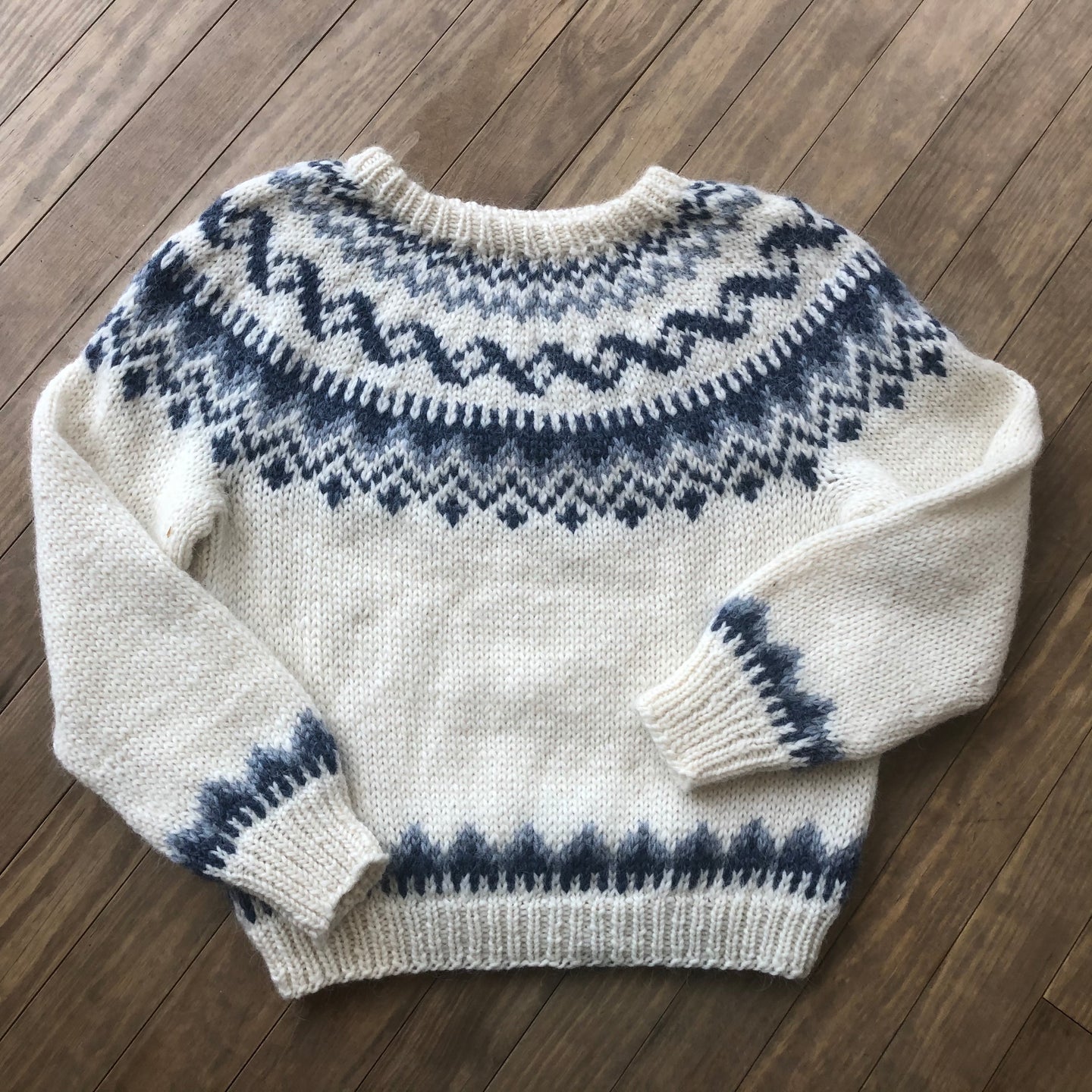 [Icelandic_sweater] - [kosi_wool]